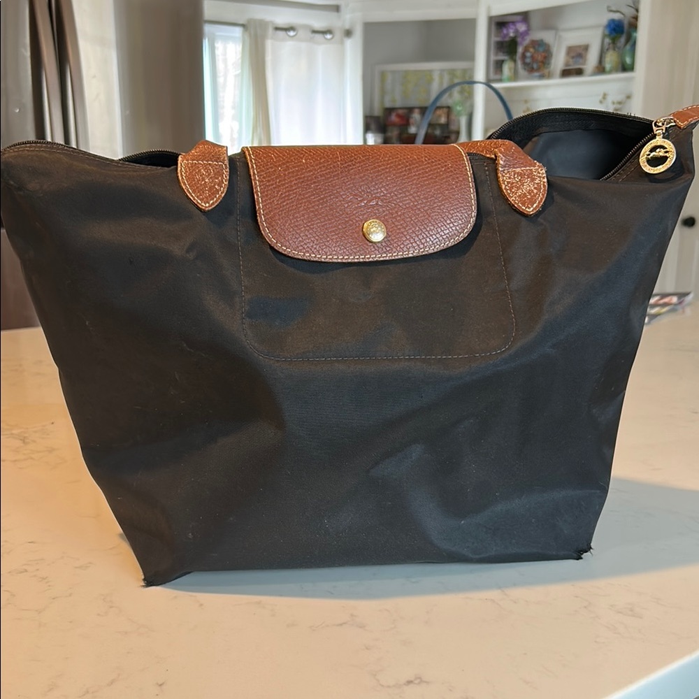 Longchamp medium Black Tote Bag with Brown Accents